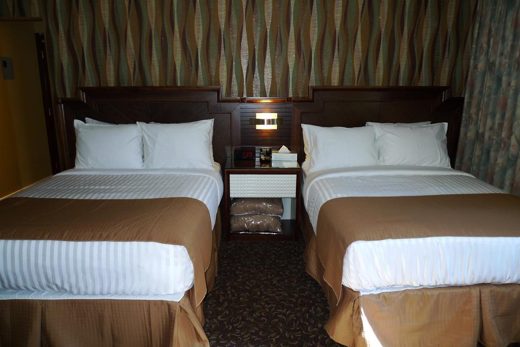 The Deluxe Hotel แวนคูเวอร์ ภายนอก รูปภาพ